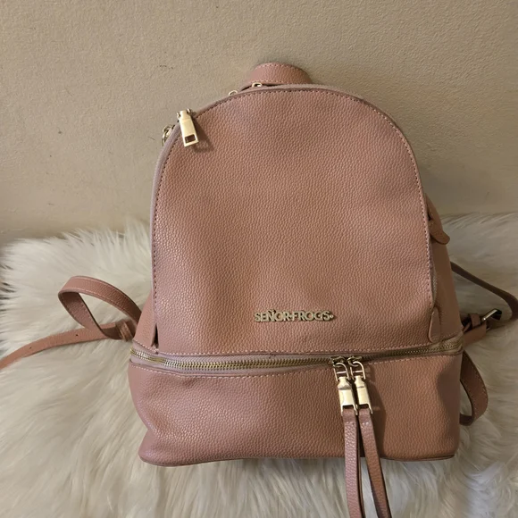 Señor Frogs Tan Backpack - Picture 5 of 12